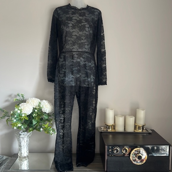 Victoria’s Secret stretch lace long sleeve open back jumpsuit bodysuit catsuit - Picture 6 of 14